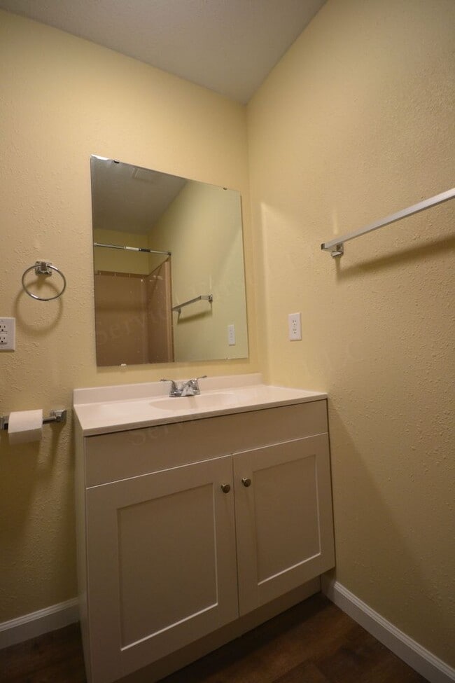 906 S Pike Ave in Bolivar, MO - Building Photo - Building Photo