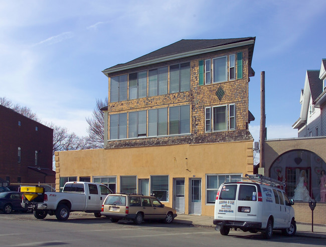 597 S Main St in Fall River, MA - Building Photo - Building Photo