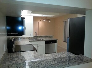 200 Crosswinds Dr in Greenacres, FL - Building Photo - Building Photo