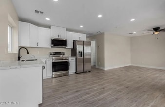 1009 S 17th Ave in Phoenix, AZ - Building Photo - Building Photo