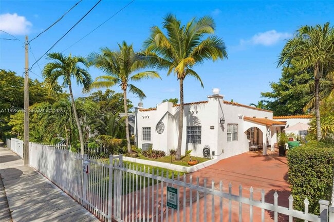 property at 521 NE 70th St