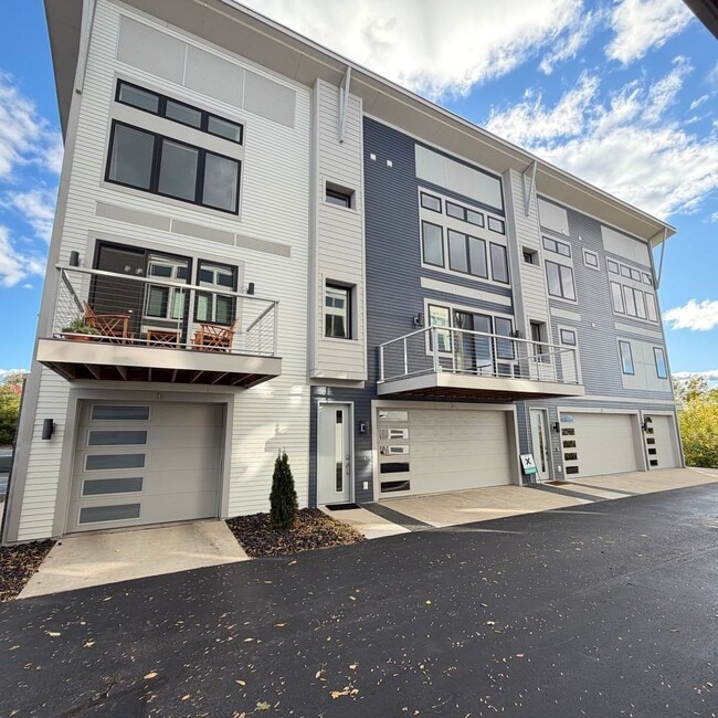 property at 631 Fairview Ave NE