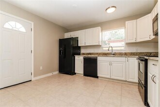 9537 Groveland St in Seminole, FL - Building Photo - Building Photo