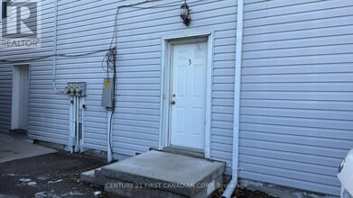 1072 Dundas St in London, ON - Building Photo - Building Photo