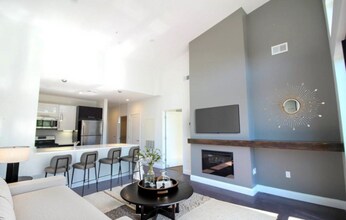 1 Brook Rd in Quincy, MA - Building Photo - Building Photo