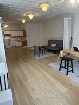 750 S Marshall St, Unit 1 in Philadelphia, PA - Building Photo