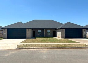 328 Woodstock Ln in Abilene, TX - Building Photo