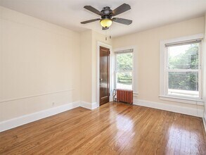 270 8th Ave in Sea Cliff, NY - Building Photo - Building Photo
