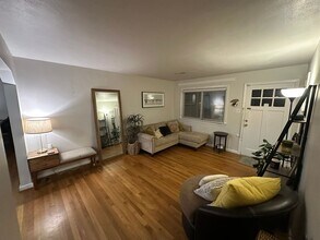 4521 Clyde St in Virginia Beach, VA - Building Photo - Building Photo