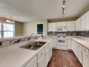 1103 Poplar Ridge Rd in Fuquay Varina, NC - Building Photo - Building Photo