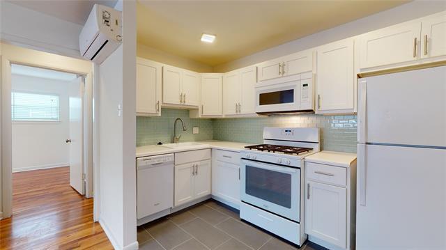 property at 2405 Abrams Rd