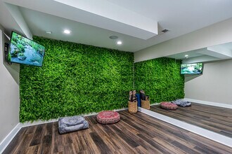 The Colony at the Oaks in Lexington, KY - Foto de edificio - Building Photo