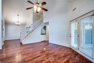17820 Windflower Way in Dallas, TX - Building Photo - Building Photo