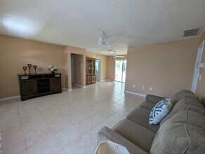 4418 Parrot Ave in Naples, FL - Building Photo - Building Photo