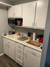 929 Astor N St, Unit 1005 in Milwaukee, WI - Building Photo - Building Photo