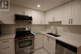 133 Rouge Forest Crescent in Pickering, ON - Building Photo - Building Photo