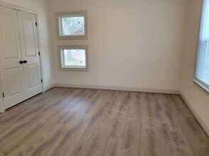 8601 Oakridge Dr in Bryan, TX - Building Photo - Building Photo