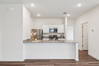 1516 Morris Lp in San Marcos, TX - Building Photo - Building Photo