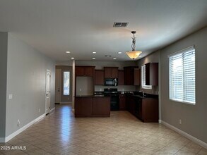 1686 W Paisley Dr in San Tan Valley, AZ - Building Photo - Building Photo