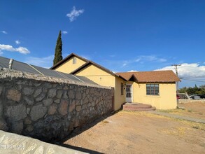 150 N Collingsworth St in El Paso, TX - Building Photo - Building Photo