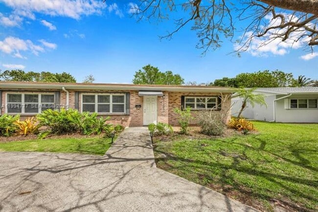 property at 11401 SW 81st Rd