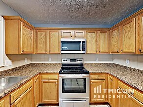 1035 Peace Dr in Kennesaw, GA - Building Photo - Building Photo