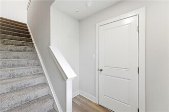 227 Oliver Way in Cranberry Township, PA - Foto de edificio - Building Photo