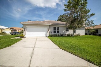 4240 Hearthstone Dr in Sarasota, FL - Building Photo - Building Photo