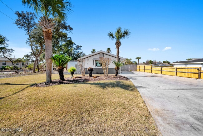 412 Lantana St in Panama City Beach, FL - Building Photo - Building Photo