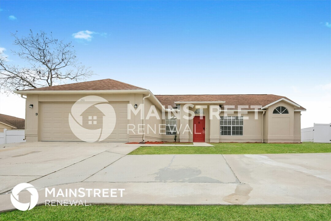 246 Cobblestone Dr in Spring Hill, FL - Building Photo