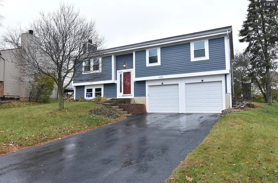 6594 Strathcona Ave in Dublin, OH - Building Photo