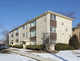 1034 S York Rd Apartamentos