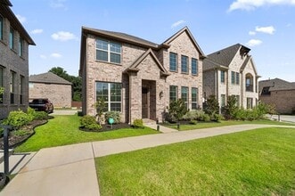 744 Patriot Ln in Irving, TX - Building Photo - Building Photo