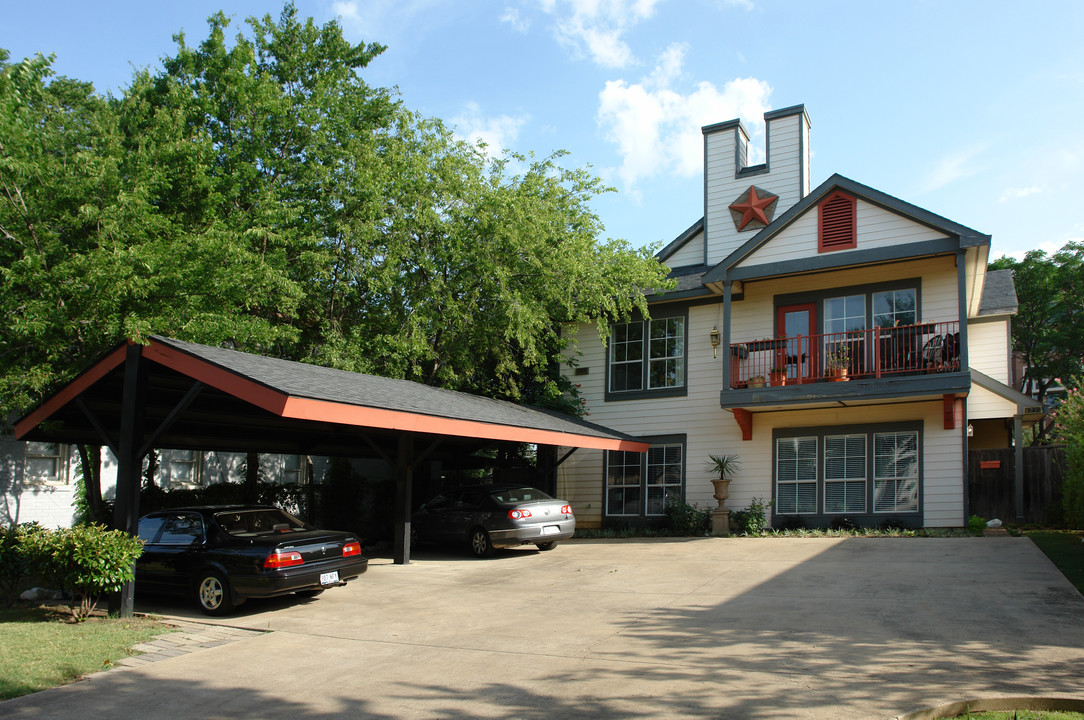 4233-4235 Wycliff Ave in Dallas, TX - Building Photo