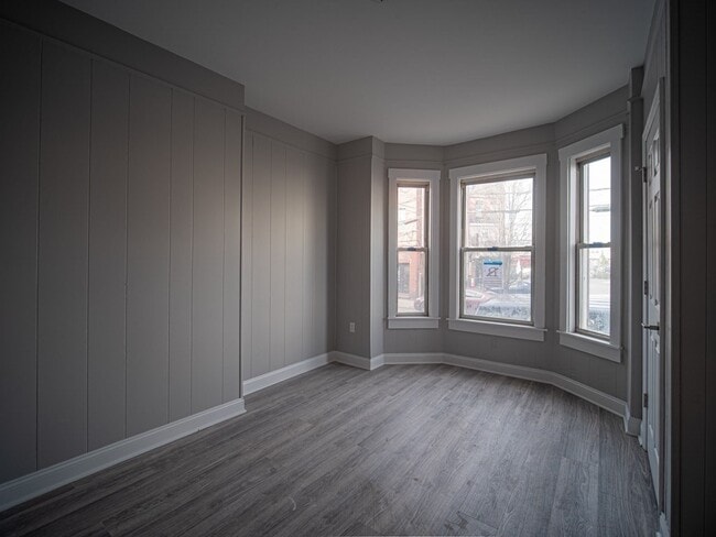 143 London St, Unit 3