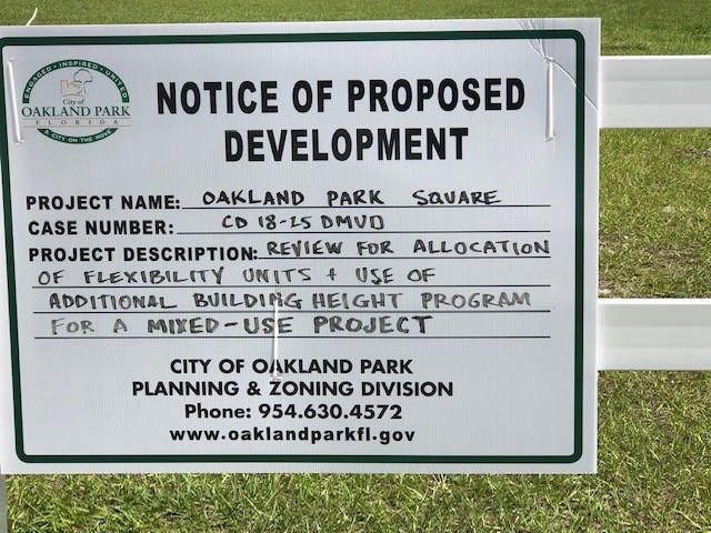 Oakland Park Square in Oakland Park, FL - Building Photo - Building Photo