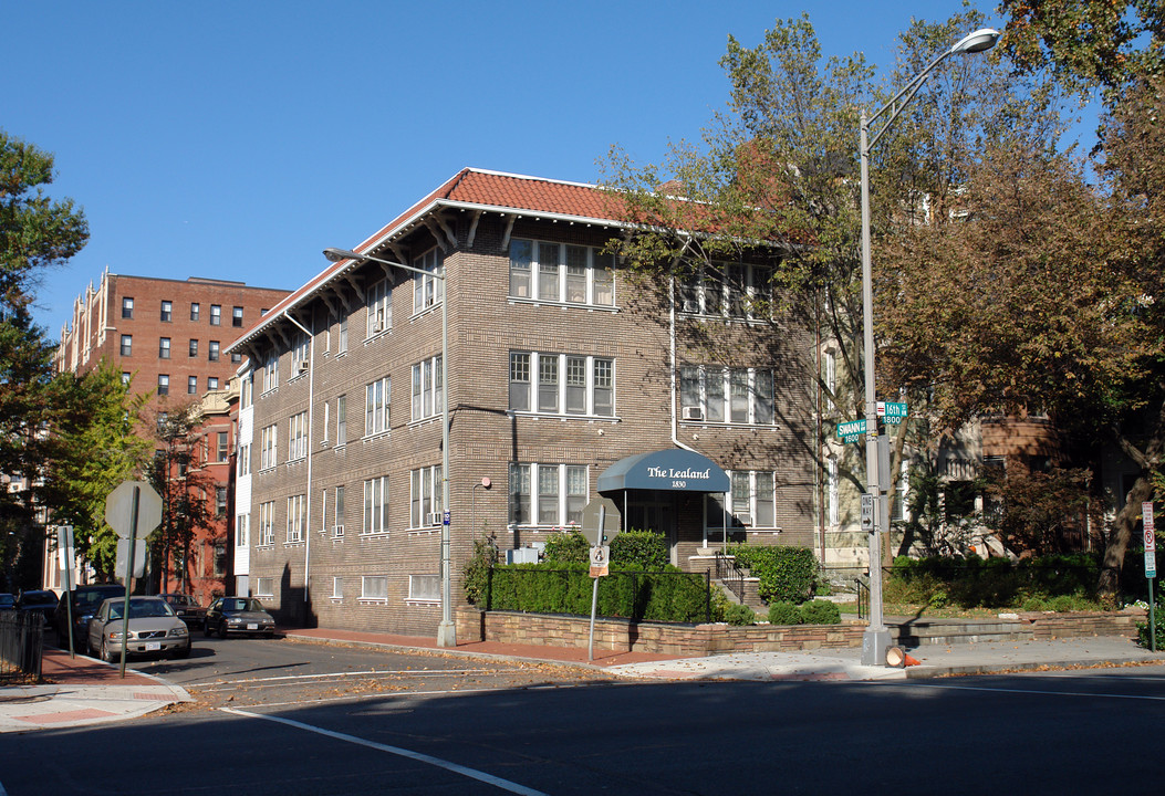 1830 16th St NW in Washington, DC - Building Photo