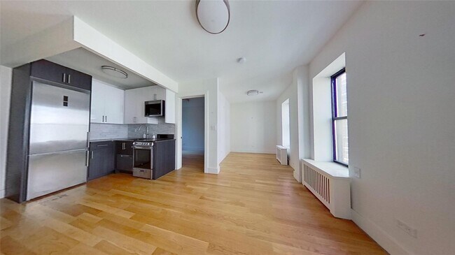 property at 58 Elizabeth St