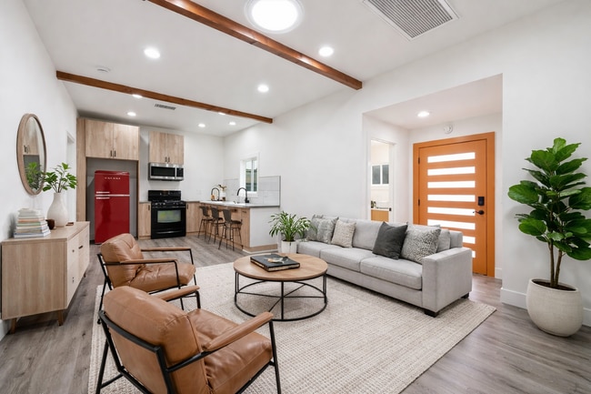 property at 156 S Pecan St