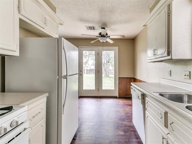 1303 Homeland Ave in Norman, OK - Building Photo - Building Photo