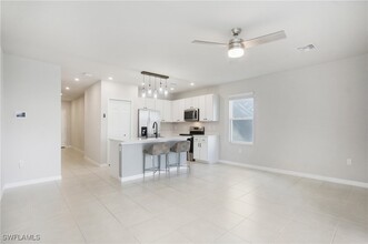 15100 Wildflower Cir in Naples, FL - Building Photo - Building Photo