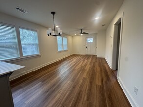 1020 Hodges Ave in Madison, GA - Building Photo - Building Photo