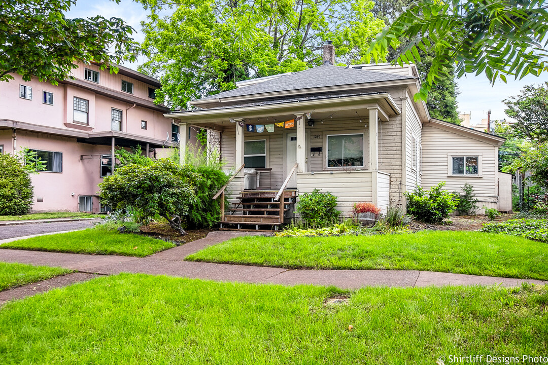 1043-1049 Mill St in Eugene, OR - Building Photo