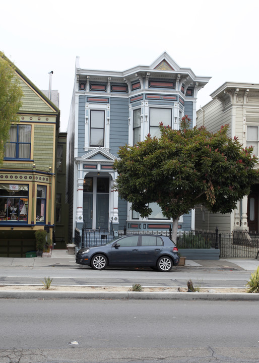 1259 Guerrero St in San Francisco, CA - Foto de edificio