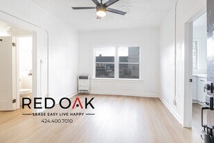 719 Heliotrope Dr, Unit 105 in Los Angeles, CA - Building Photo