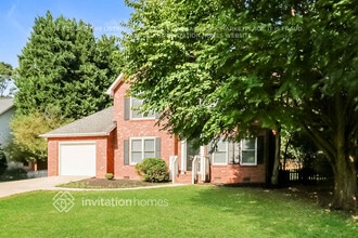 1811 Southridge Dr in Belmont, NC - Building Photo - Building Photo