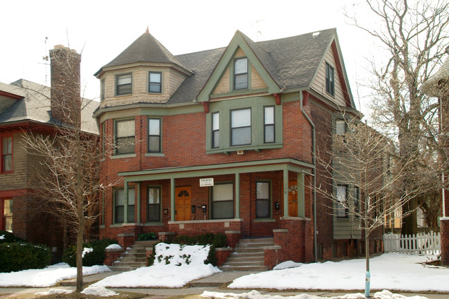 1025-1029 Van Dyke St in Detroit, MI - Foto de edificio - Building Photo