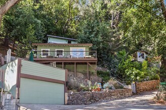 432 Fernwood Pacific Dr in Topanga, CA - Foto de edificio - Building Photo