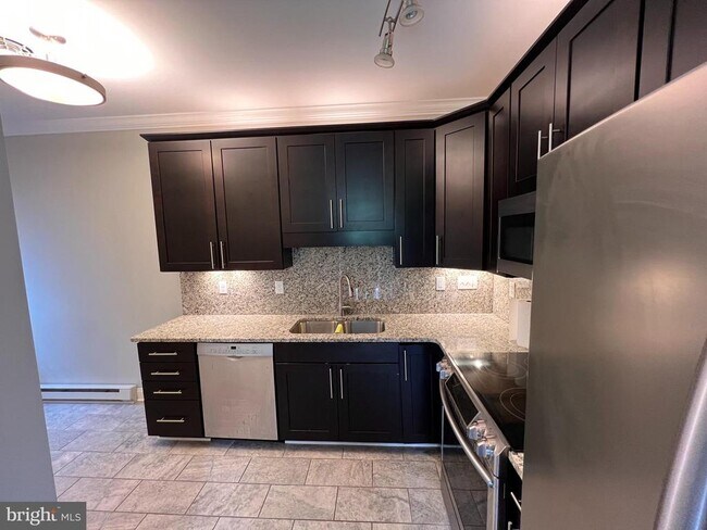 property at 15 S Braddock St