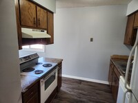 2001 NW Hickory Ln photo'